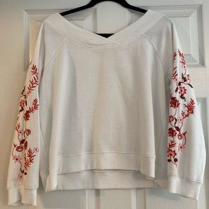 Off the Shoulder Cropped Sweater Size: L